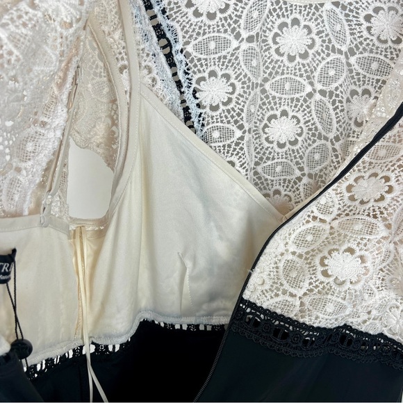 NEW Little Mistress Maternity Maxi Lace size 8 - Picture 5 of 11